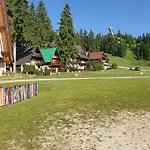 Vikend Kuca Libertas Sisava